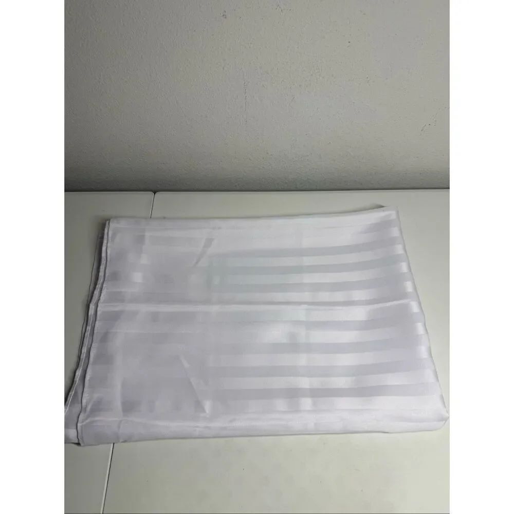 Better Home White Regal Stripe Tablecloth 84” X 60”